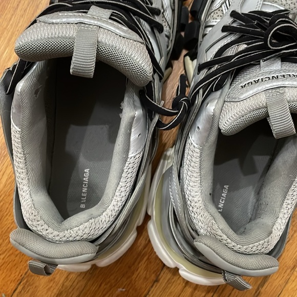 BALENCIAGA Men's Mesh Nylon Track Sneaker Size US 9 In Silver - Picture 8 of 9
